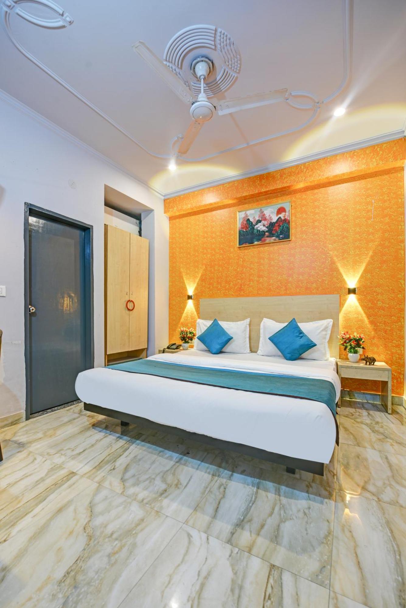 Royal Spark Inn1 - Medicity Gurugram, Near Medanta Hospital 古尔冈 外观 照片