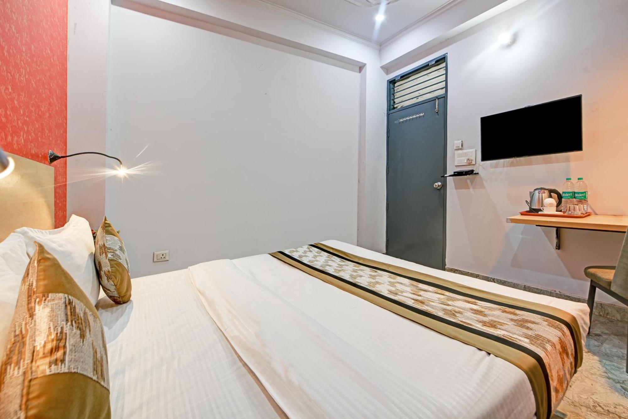 Royal Spark Inn1 - Medicity Gurugram, Near Medanta Hospital 古尔冈 外观 照片