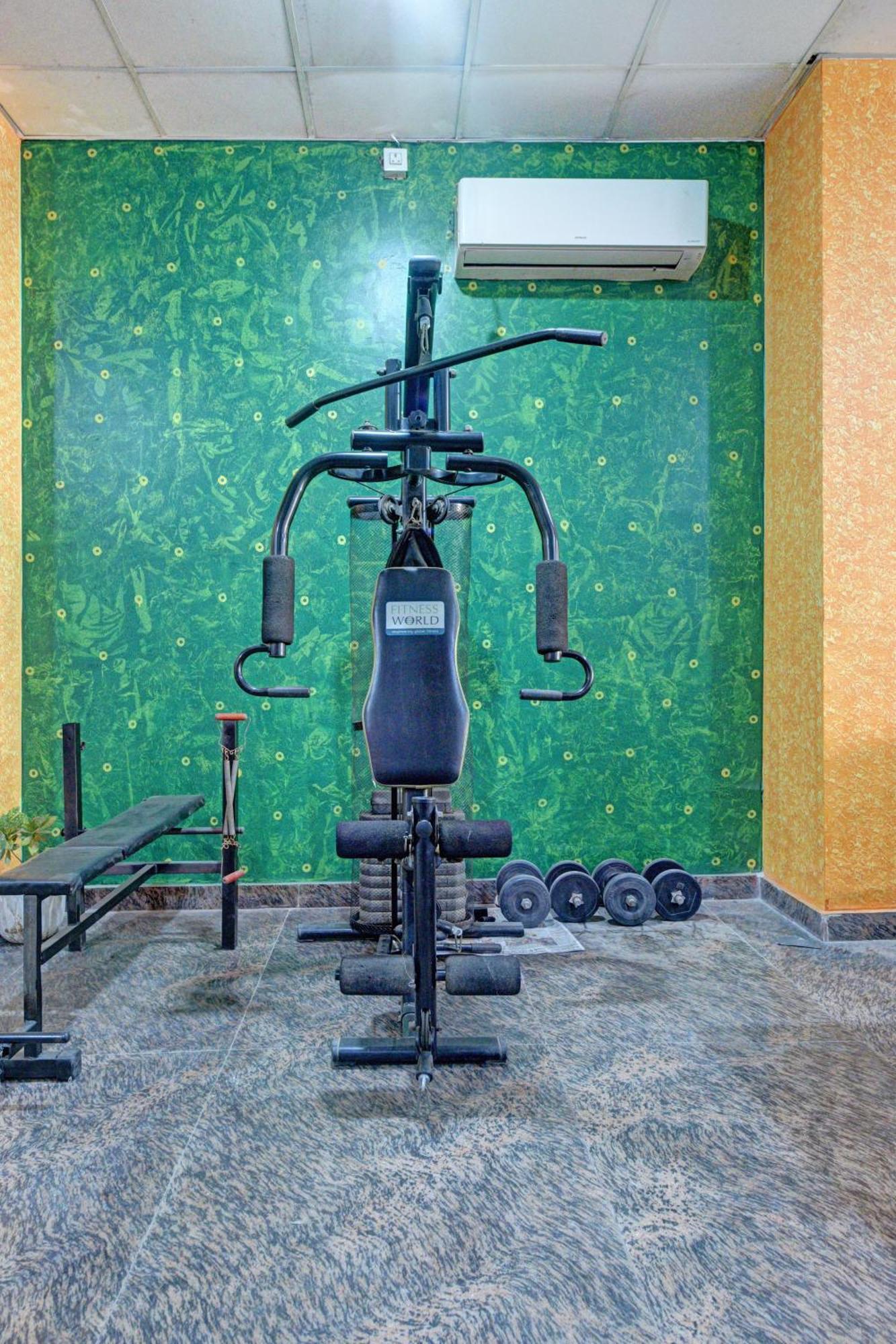 Royal Spark Inn1 - Medicity Gurugram, Near Medanta Hospital 古尔冈 外观 照片