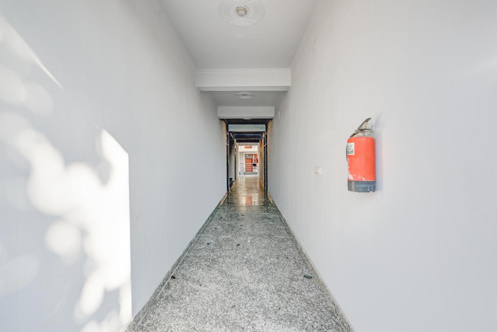 Royal Spark Inn1 - Medicity Gurugram, Near Medanta Hospital 古尔冈 外观 照片