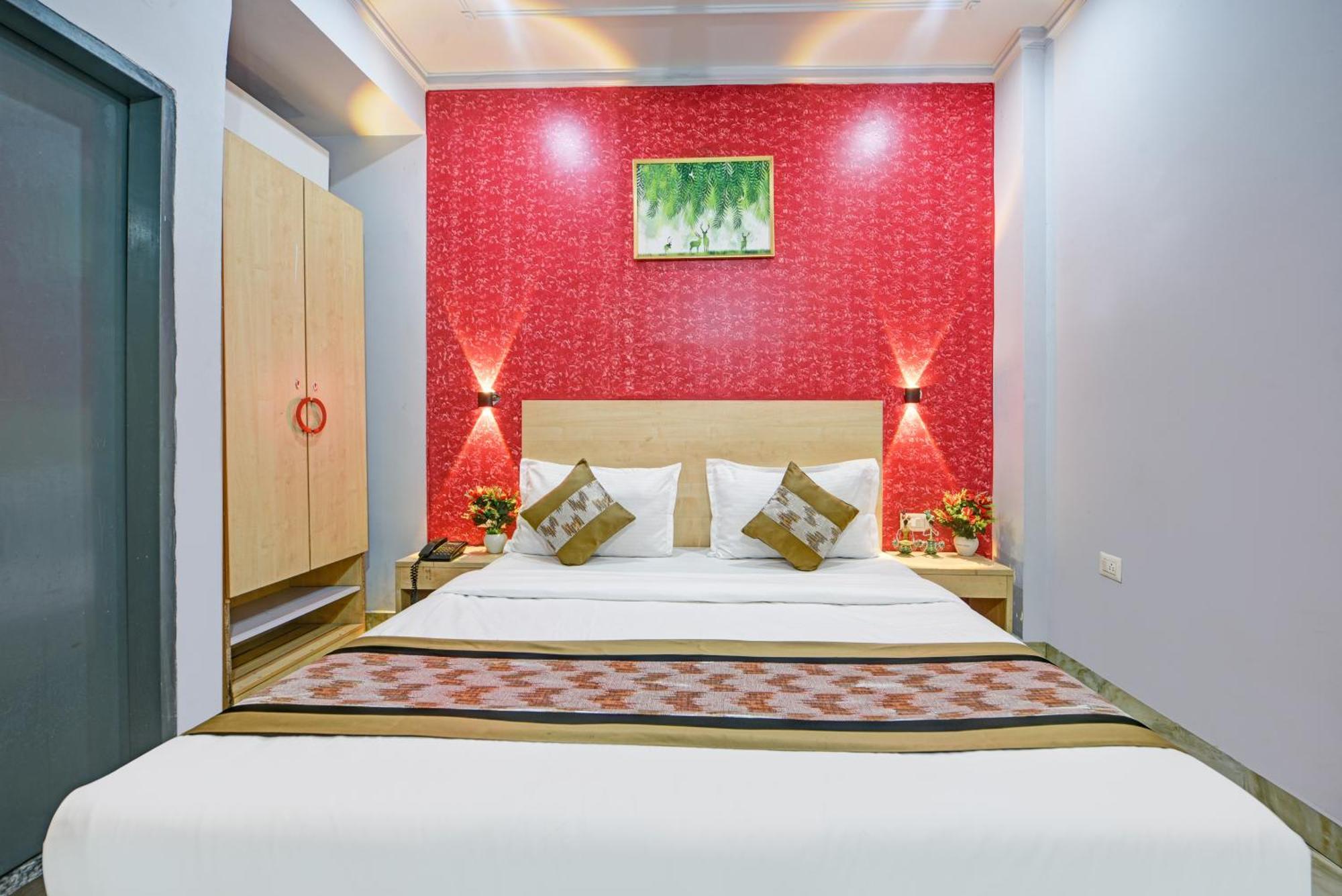 Royal Spark Inn1 - Medicity Gurugram, Near Medanta Hospital 古尔冈 外观 照片